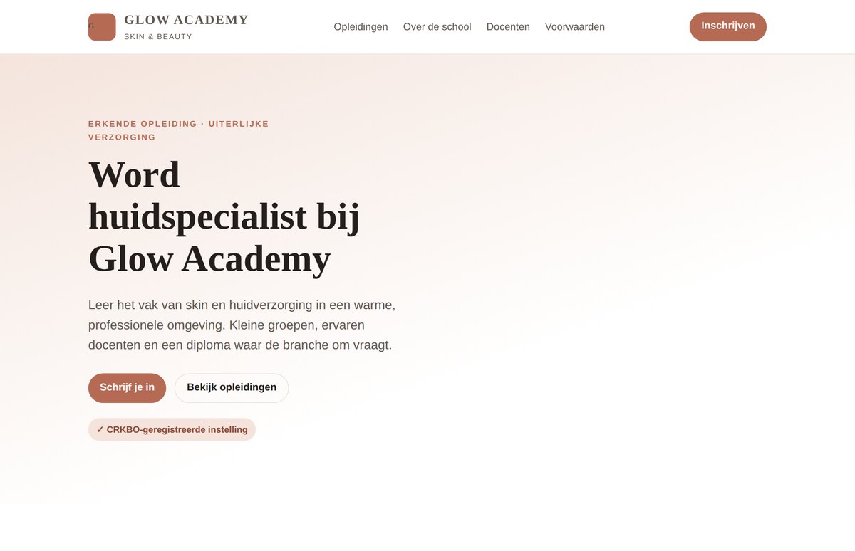 Homepage van een schoolwebsite die Ustaza bouwde